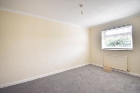 undefined, Broad Close, Hersham, WALTON-ON-THAMES, KT12