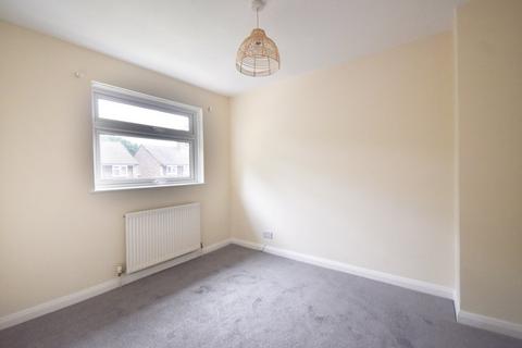 undefined, Broad Close, Hersham, WALTON-ON-THAMES, KT12