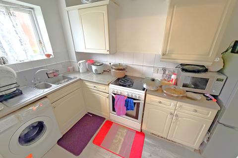 1 bedroom apartment for sale, Albatross Close, Beckton, London, E6