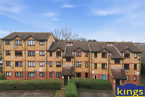 1 bedroom flat for sale, Green Pond Close, London