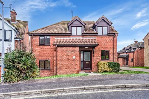 4 bedroom detached house for sale, Taylor Drive, Lawford, Manningtree
