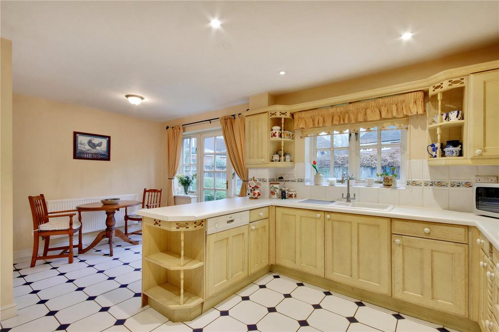 Kitchen/Breakfast