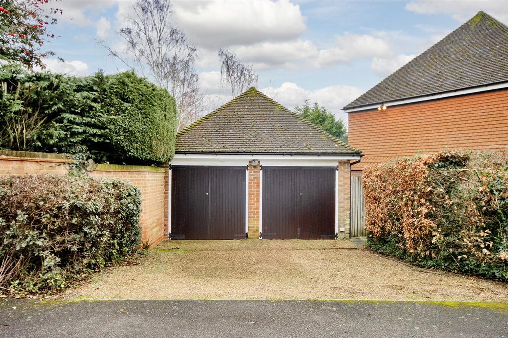 Double Garage