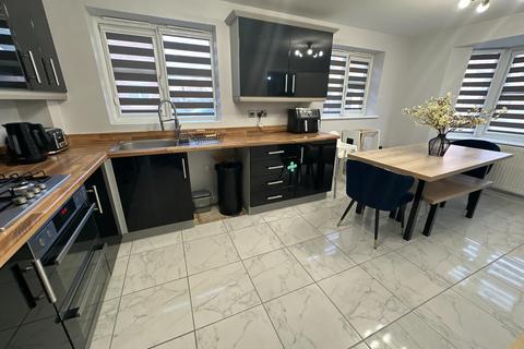 undefined, Jeque Place, Burton-on-Trent, DE13