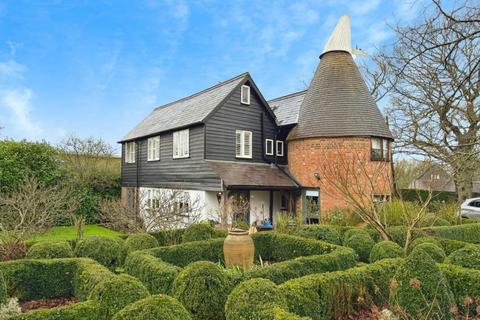 5 bedroom detached house for sale, SMARDEN