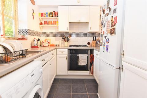 2 bedroom end of terrace house for sale, Athena Close, Surrey KT1