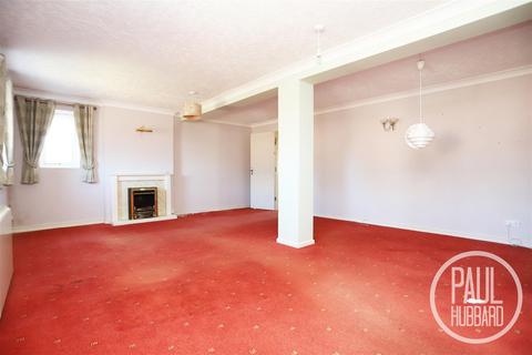 undefined, Swonnells Court, Oulton Boad. NR32