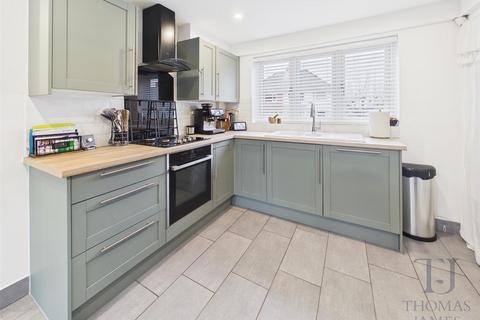 3 bedroom semi-detached house for sale, St. Marys Crescent, Ruddington, Nottingham