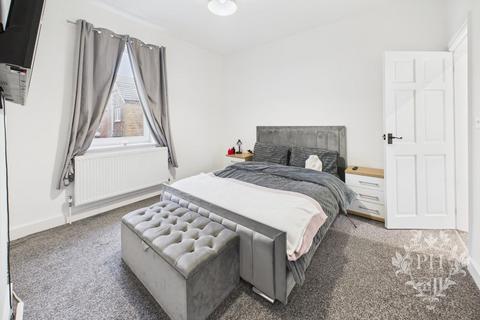 2 bedroom end of terrace house for sale, Regent Street, Hoyland, Barnsley