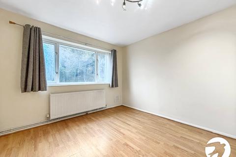 2 bedroom maisonette to rent, Lewis Road, Welling, DA16