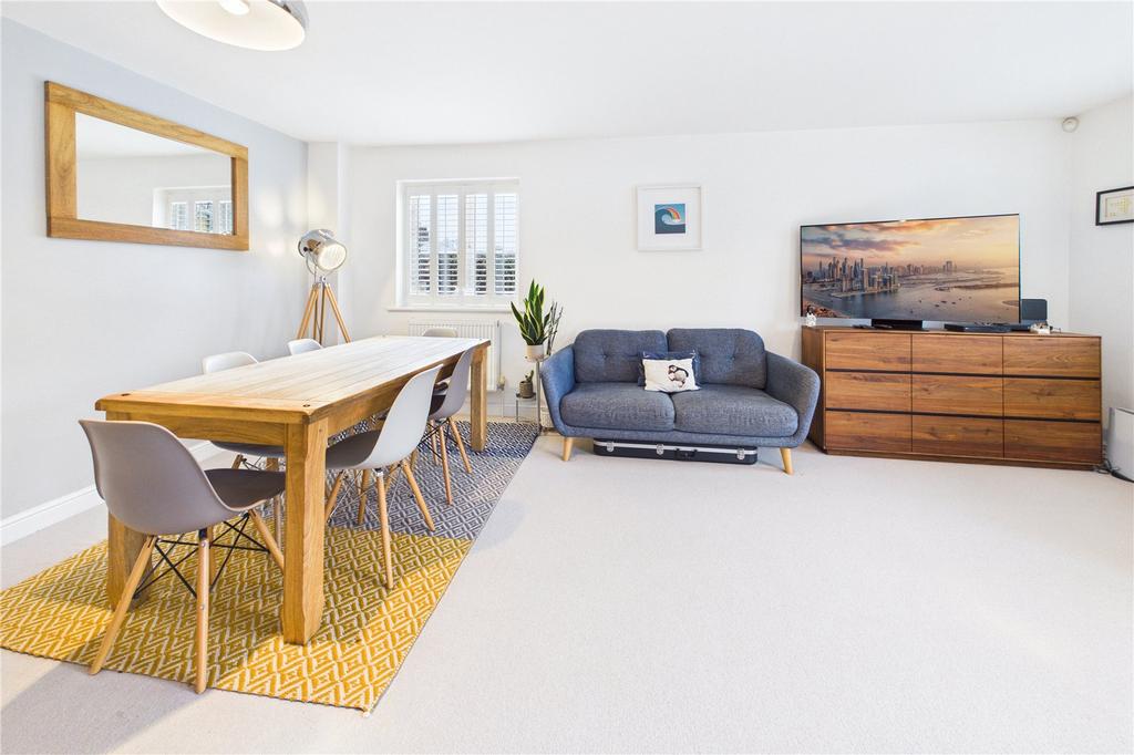 Living/Dining Room