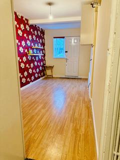undefined, Mangold Way, Erith DA18