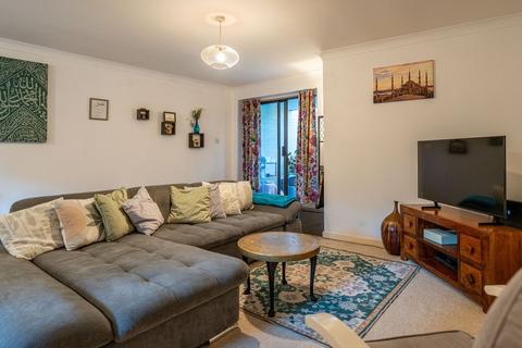 2 bedroom flat for sale, The Crescent, Llandaff, CF5