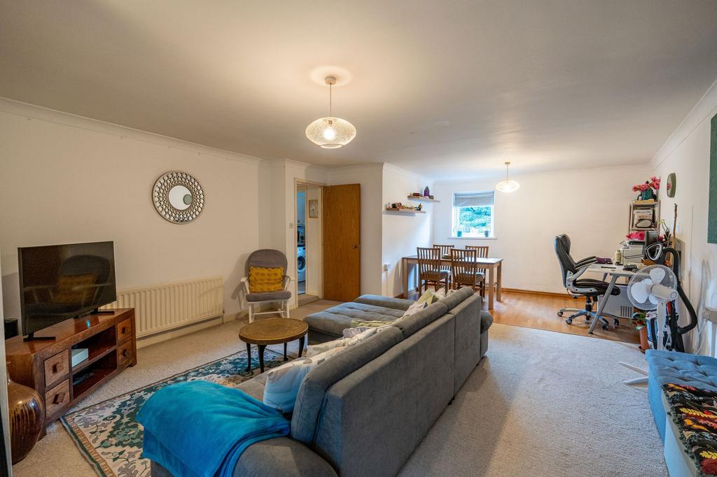 Living/Dining room