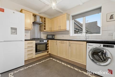 4 bedroom semi-detached house for sale, Victors Crescent, Hutton, CM13