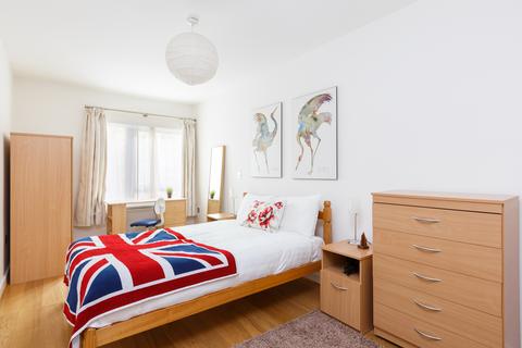 1 bedroom apartment to rent, Waterloo Road, London SE1