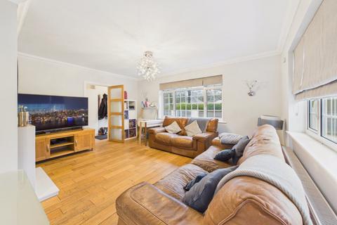 3 bedroom bungalow for sale, Benridge Close, Broadstone, Dorset, BH18