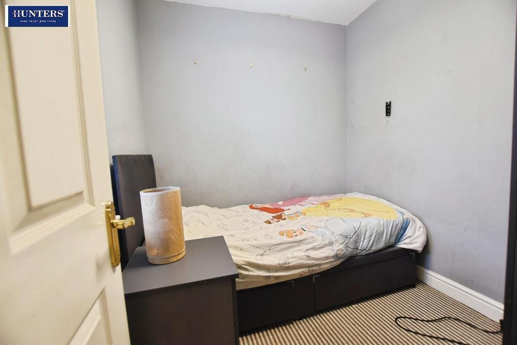STUDY / Bedroom