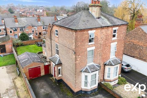 4 bedroom semi-detached house for sale, Corby Road, Nottingham NG3