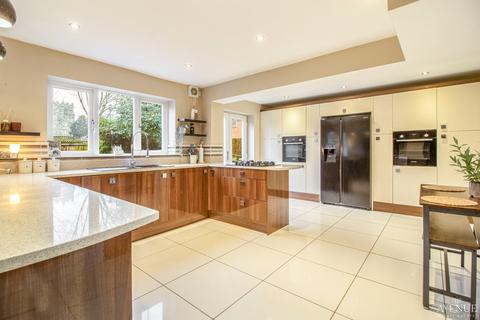 undefined, Moat Drive, Drayton Bassett, Tamworth, B78 3UG