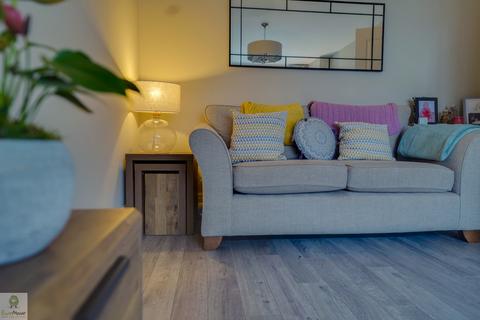 3 bedroom semi-detached house for sale, 37 Oberton Gardens, Stafford