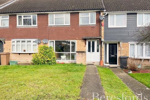 3 bedroom terraced house for sale, Little Meadow, Writtle, CM1