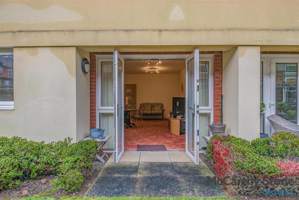 8677993-exterior03.jpg
