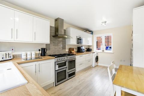 3 bedroom detached house for sale, De Mandeville Road, Bishop's Stortford CM22