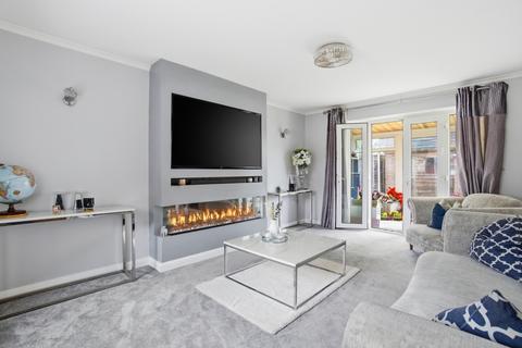 3 bedroom detached house for sale, De Mandeville Road, Bishop's Stortford CM22