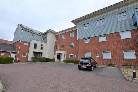 2 bedroom apartment for sale, Wraysbury Drive, Yiewsley, West Drayton, Hillingdon, UB7 7FE
