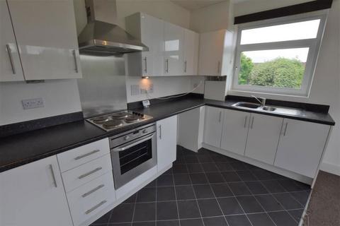 2 bedroom apartment for sale, Wraysbury Drive, Yiewsley, West Drayton, Hillingdon, UB7 7FE