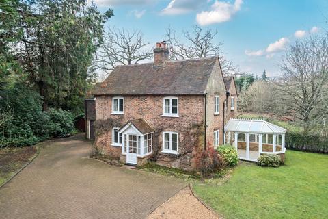 undefined, Blackhorse Road, Woking, GU22
