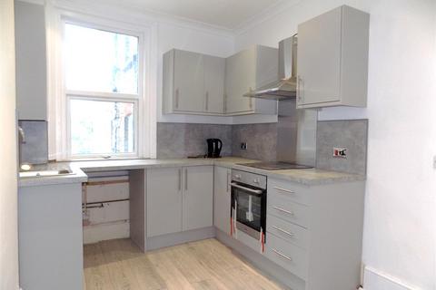 2 bedroom flat to rent, Northdown Road, Margate
