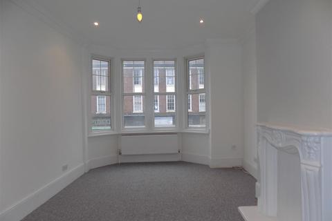 2 bedroom flat to rent, Northdown Road, Margate