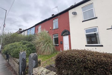 2 bedroom terraced house to rent, Bolton Rd. Radcliffe Manchester