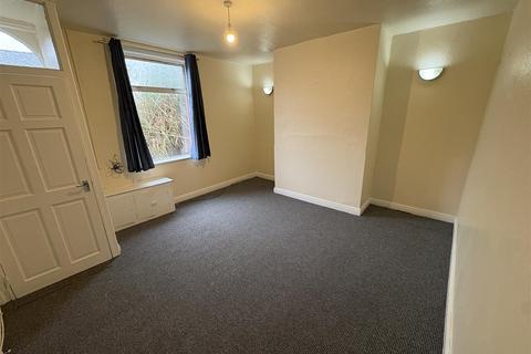 2 bedroom terraced house to rent, Bolton Rd. Radcliffe Manchester