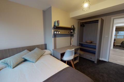 3 bedroom flat share to rent, St. Mary Street, Cardiff CF10
