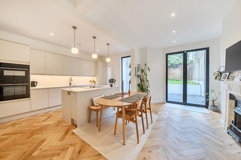 3 bedroom terraced house for sale, Babington Road, Streatham, London, SW16