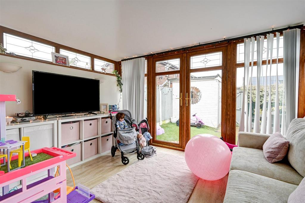 Garden Room.jpg