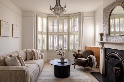 undefined, Deerings Road, Reigate