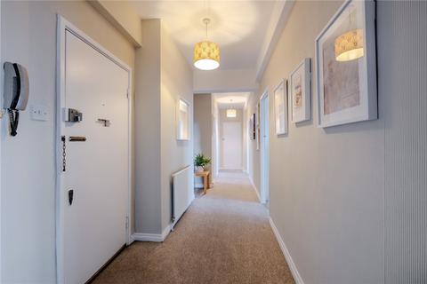 2 bedroom apartment for sale, Streatleigh Court, London SW16