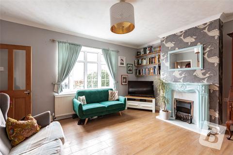 3 bedroom terraced house for sale, Crescent Avenue, Hornchurch, RM12