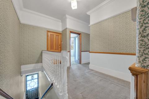 undefined, London SE26