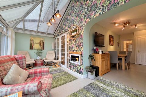 3 bedroom semi-detached house for sale, Heath Rise, Birmingham, B14 4TD