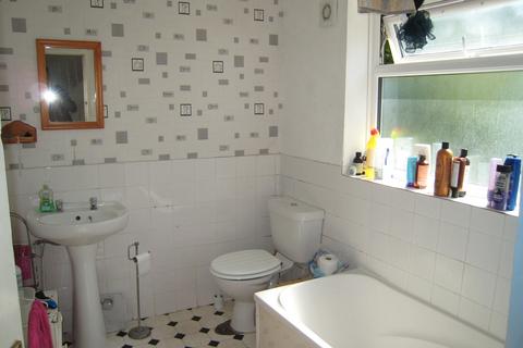 3 bedroom terraced house to rent, Park Crescent Road, Brighton BN2