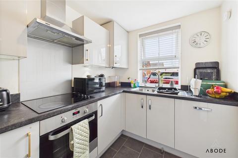 3 bedroom semi-detached house for sale, Knight Court, Burton On Trent DE13