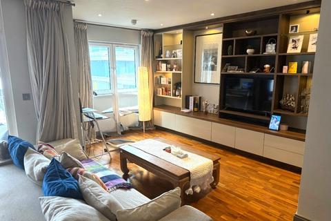 1 bedroom flat to rent, 4 Holman Road, Battersea, London, SW11