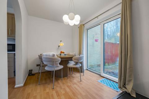 3 bedroom end of terrace house for sale, Oak Tree Court, Bridgend CF31