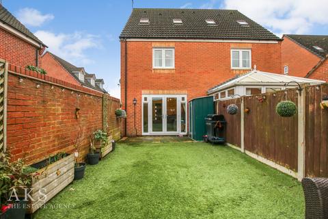 3 bedroom semi-detached house for sale, Eden Close, Derby DE65