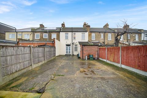 4 bedroom terraced house for sale, Kingswood Road, Ilford IG3
